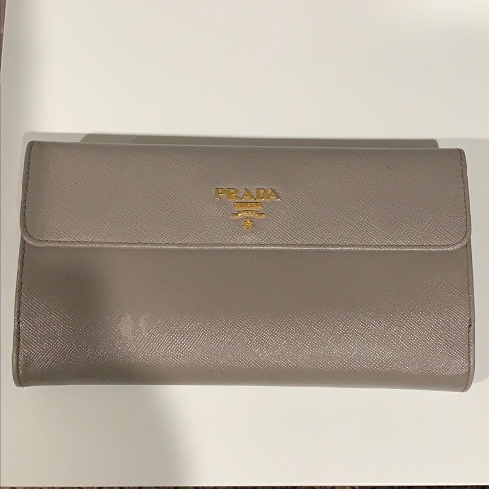 Prada Saffiano wallet